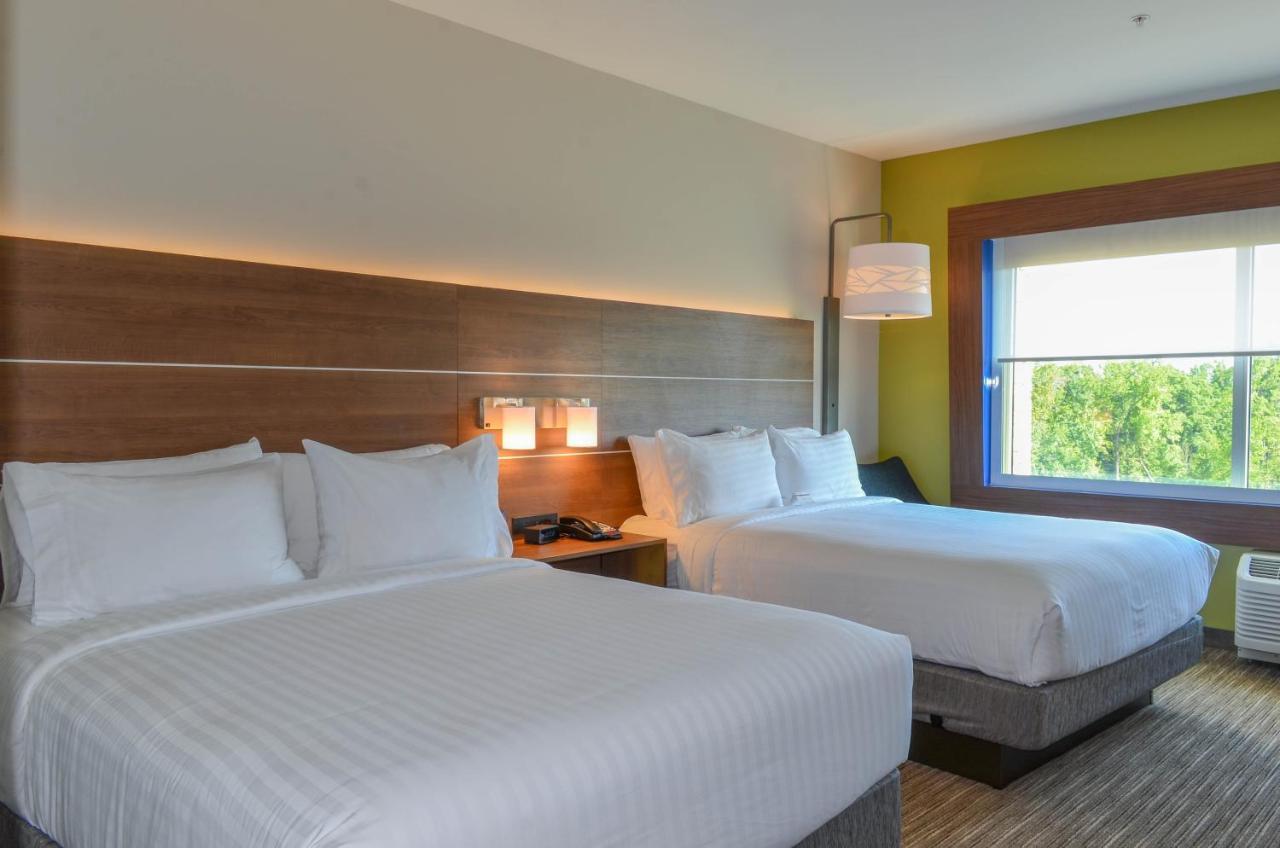 Holiday Inn Express & Suites - Charlotte Ne - University Area By Ihg מראה חיצוני תמונה